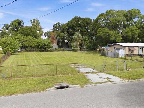 5013 DACCA DRIVE , TAMPA, FL 33619