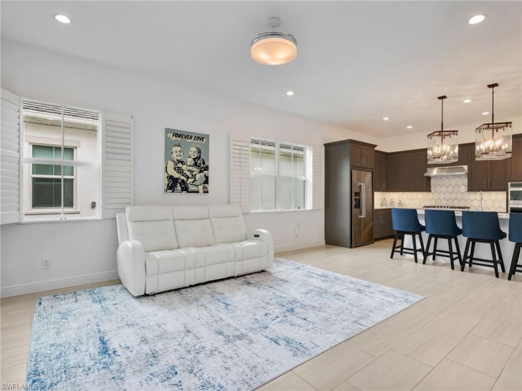 9052 Saint Lucia Dr, Naples, FL 34114 Photo