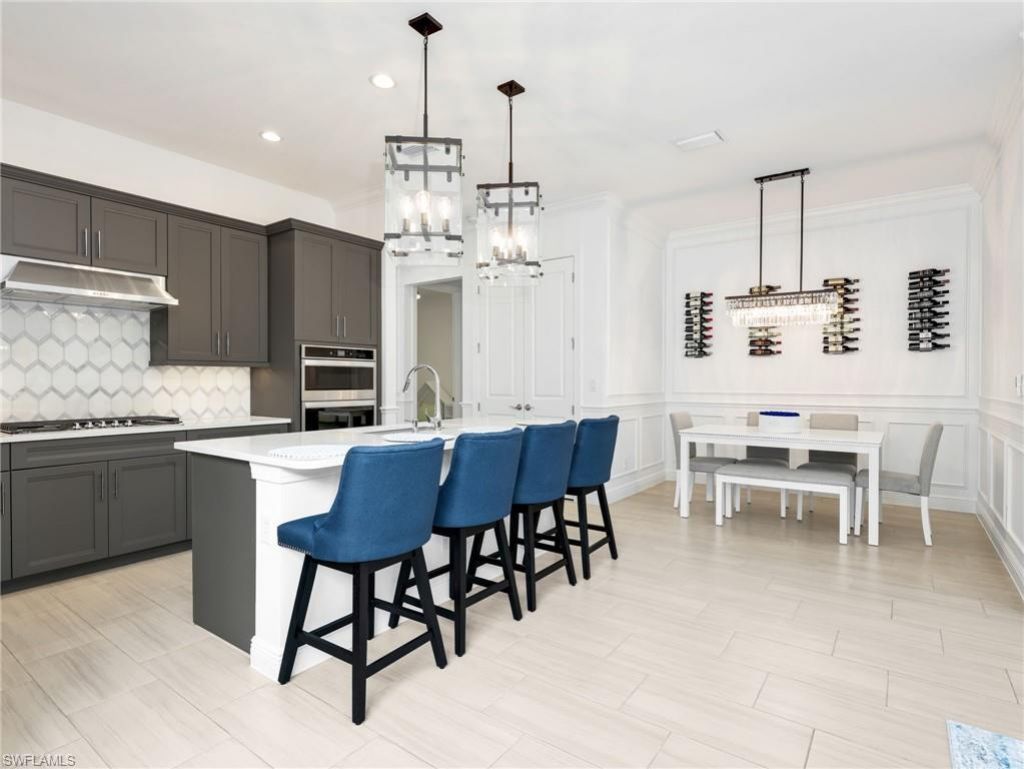 9052 Saint Lucia Dr, Naples, FL 34114 Photo