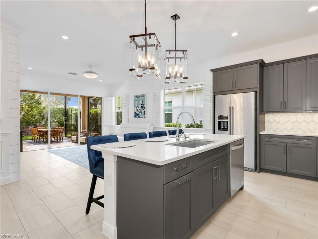 9052 Saint Lucia Dr, Naples, FL 34114 Photo
