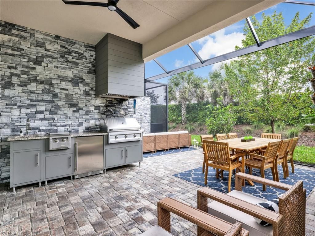 9052 Saint Lucia Dr, Naples, FL 34114 Photo