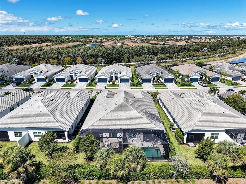 9052 Saint Lucia Dr, Naples, FL 34114 Photo