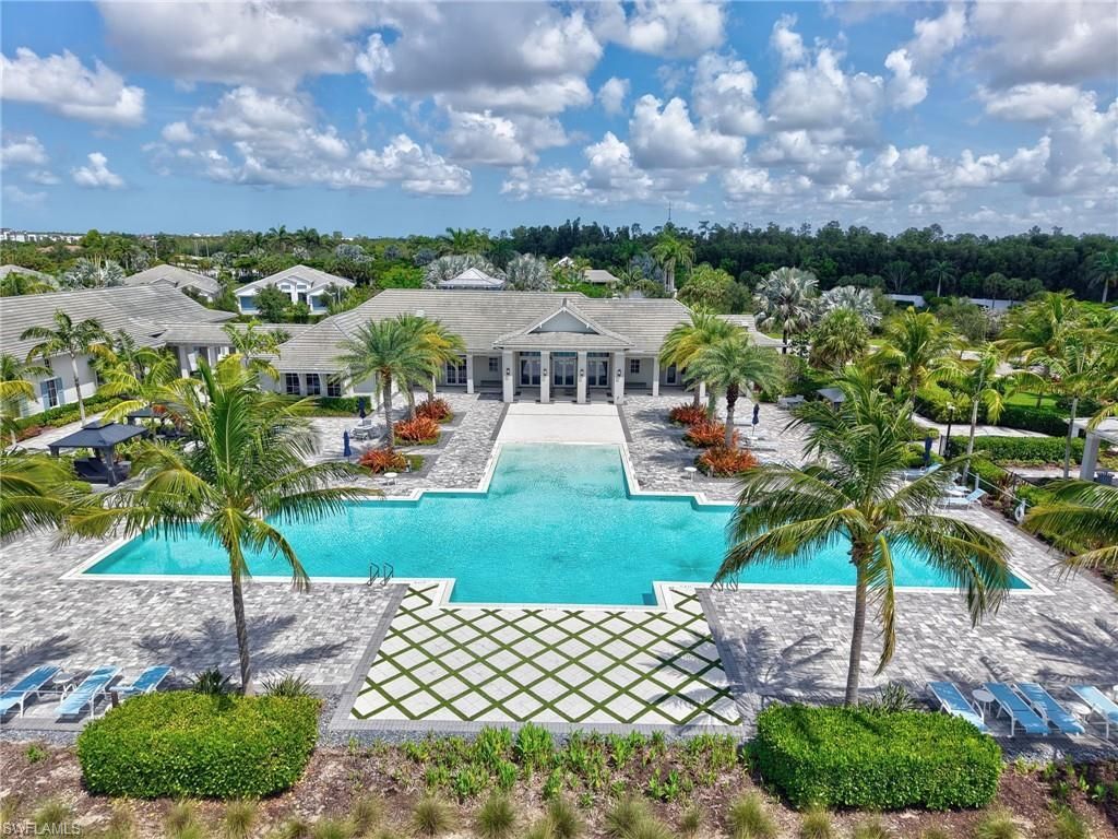 9052 Saint Lucia Dr, Naples, FL 34114 Photo