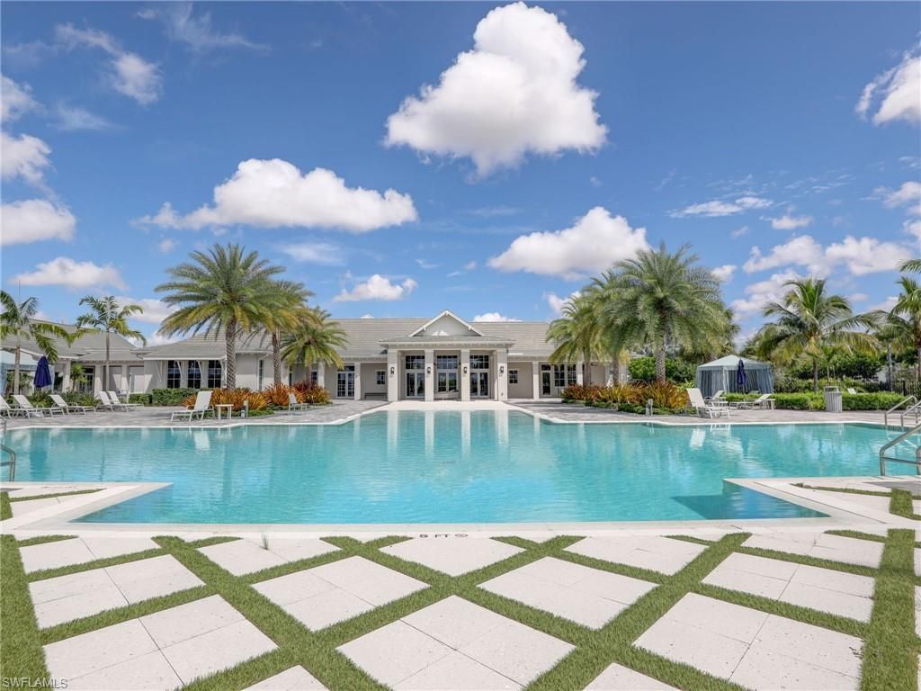 9052 Saint Lucia Dr, Naples, FL 34114 Photo