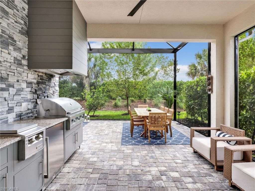 9052 Saint Lucia Dr, Naples, FL 34114 Photo
