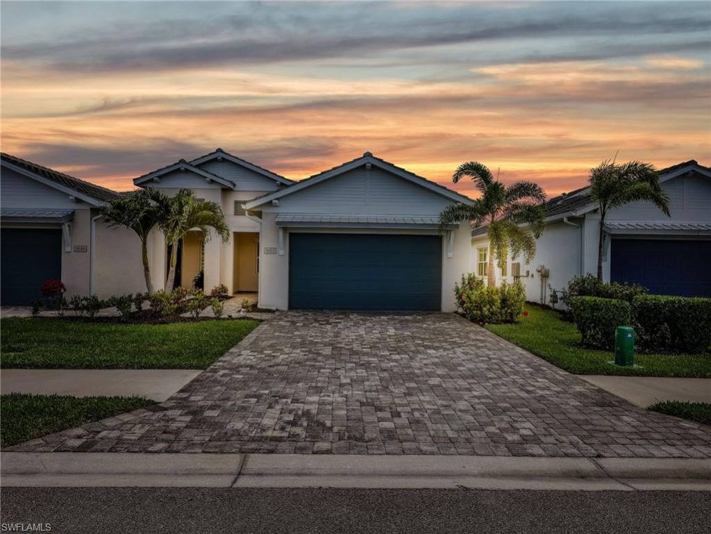 9052 Saint Lucia Dr, Naples, FL 34114 Photo