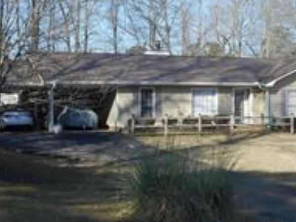 127 Hazel Way, Lagrange, GA 30241