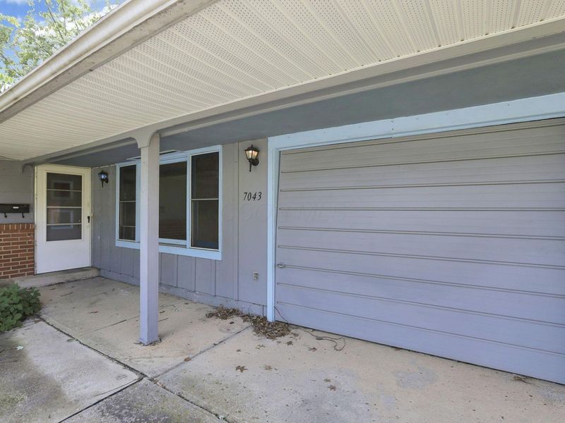 7043 Shaulis Drive, Reynoldsburg, OH 43068 Photo 4