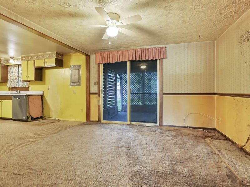 7043 Shaulis Drive, Reynoldsburg, OH 43068 Photo 8