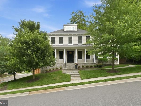 3555 N DICKERSON STREET, ARLINGTON, VA 22207