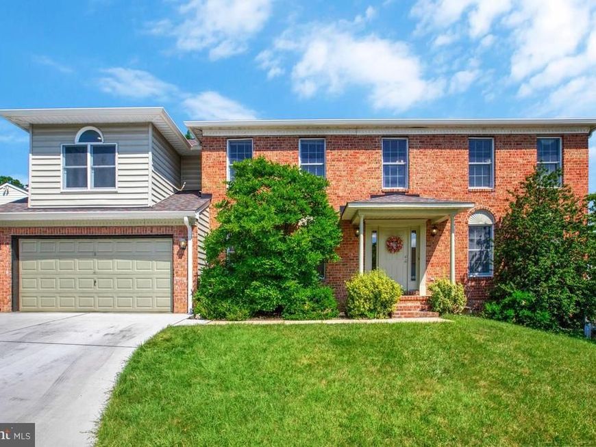 9200 Hines Meadow Way, Parkville, MD 21234 Main Photo