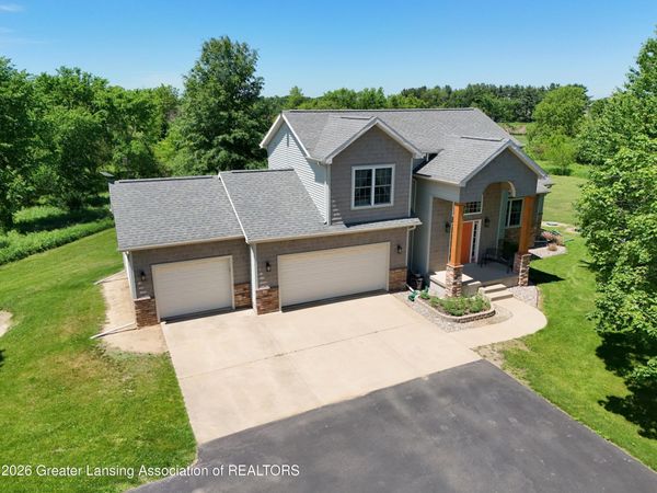 2729 Misty Lane, Charlotte, MI 48813