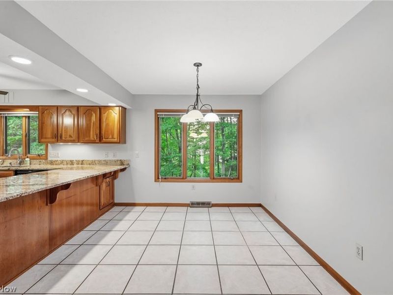 10934 Fawn Meadow Lane, Strongsville, OH 44149 Photo 22