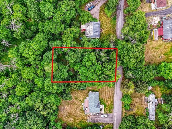 18 Herbert Drive, Manalapan, NJ 07726