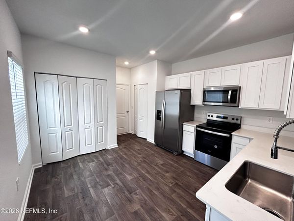9209 STONY BROOK Road, Jacksonville, FL 32256