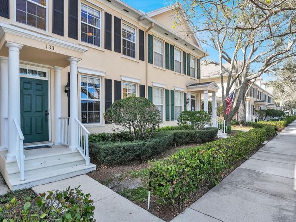 133 Wentworth Court, Jupiter, FL 33458