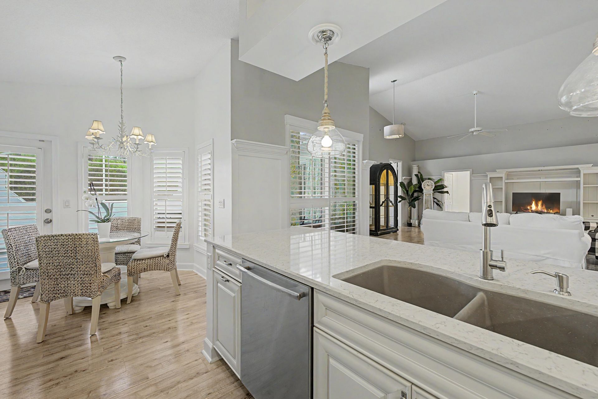 3268 Lakeshore Drive, Hutchinson Island, FL 34949 Photo