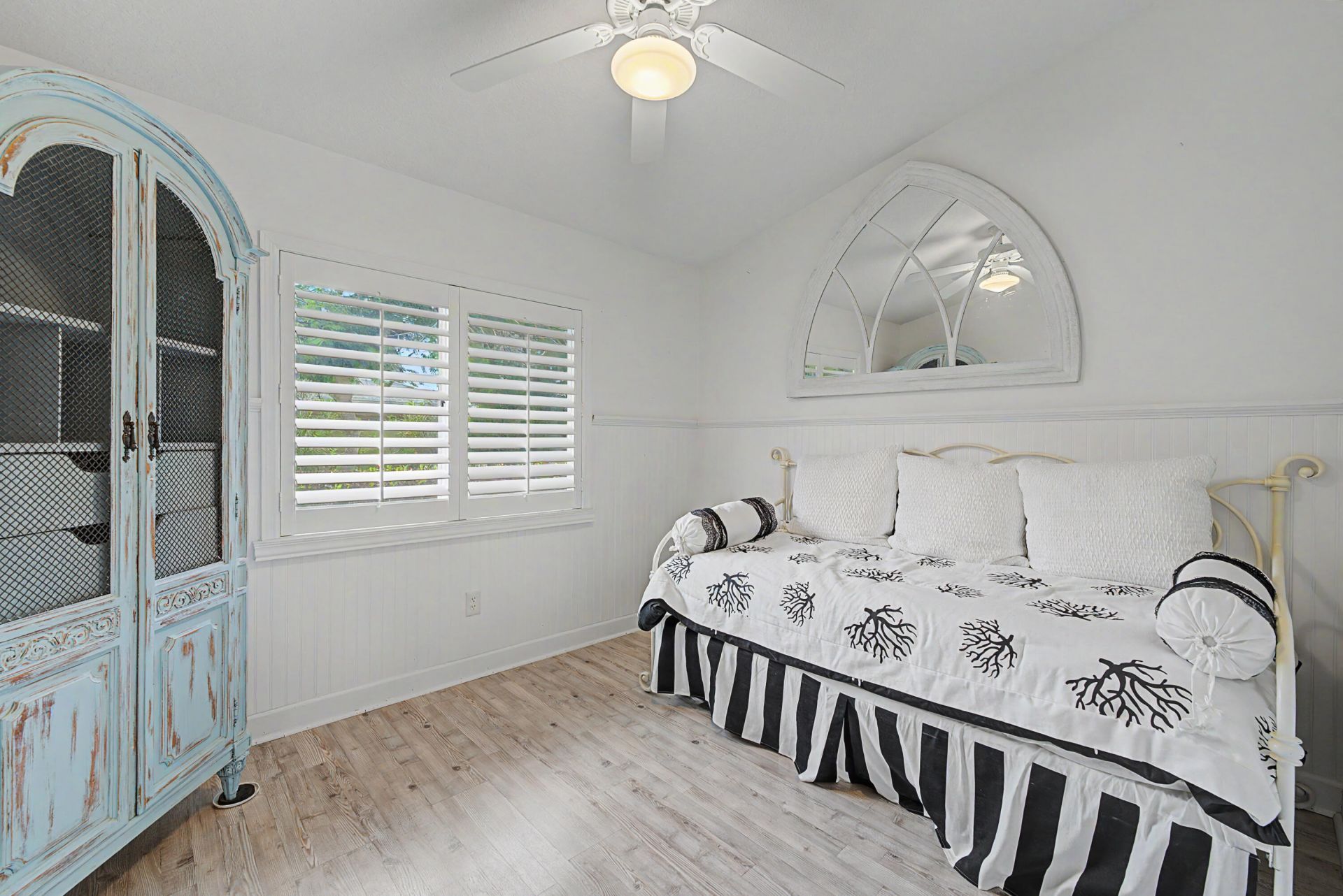3268 Lakeshore Drive, Hutchinson Island, FL 34949 Photo