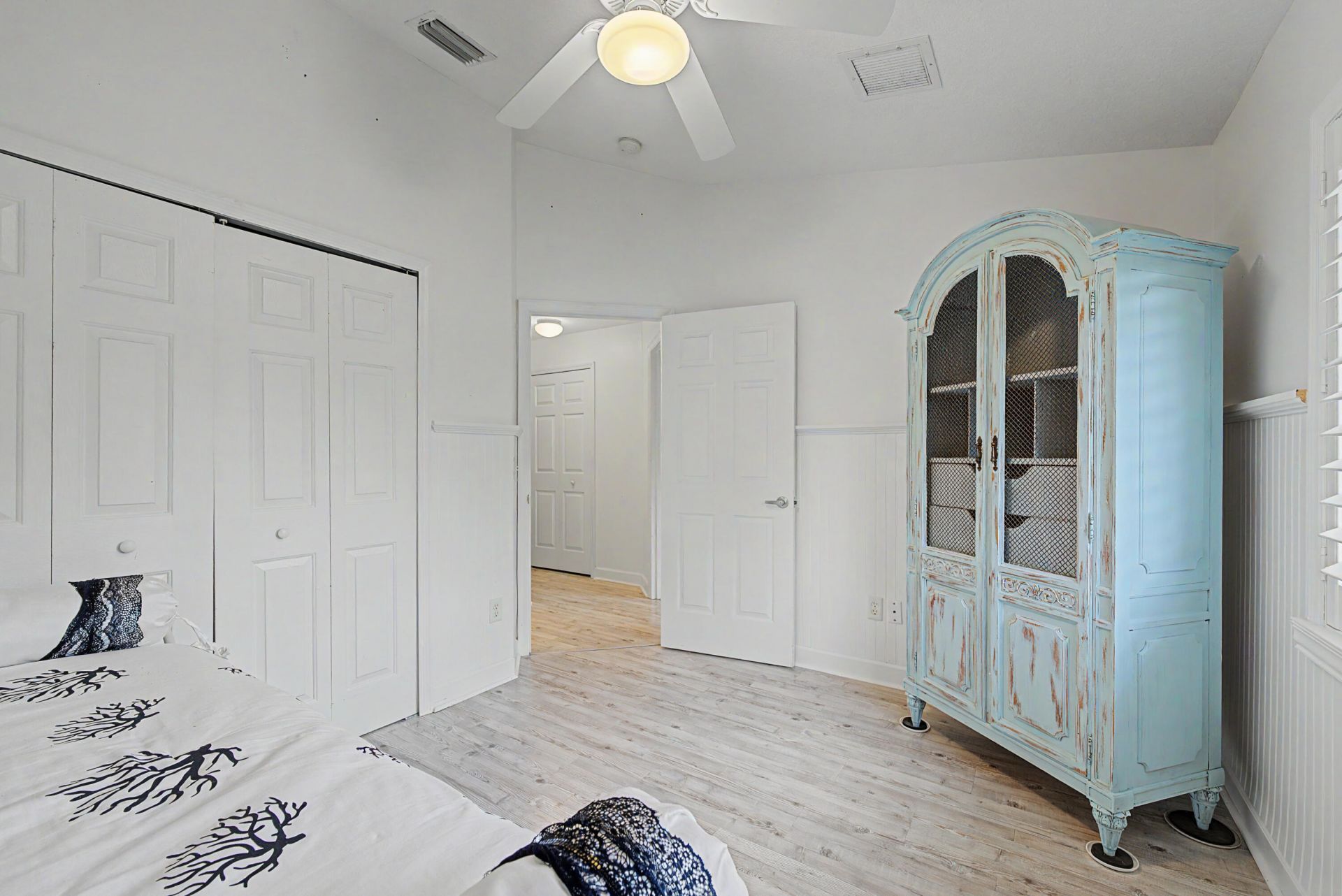3268 Lakeshore Drive, Hutchinson Island, FL 34949 Photo