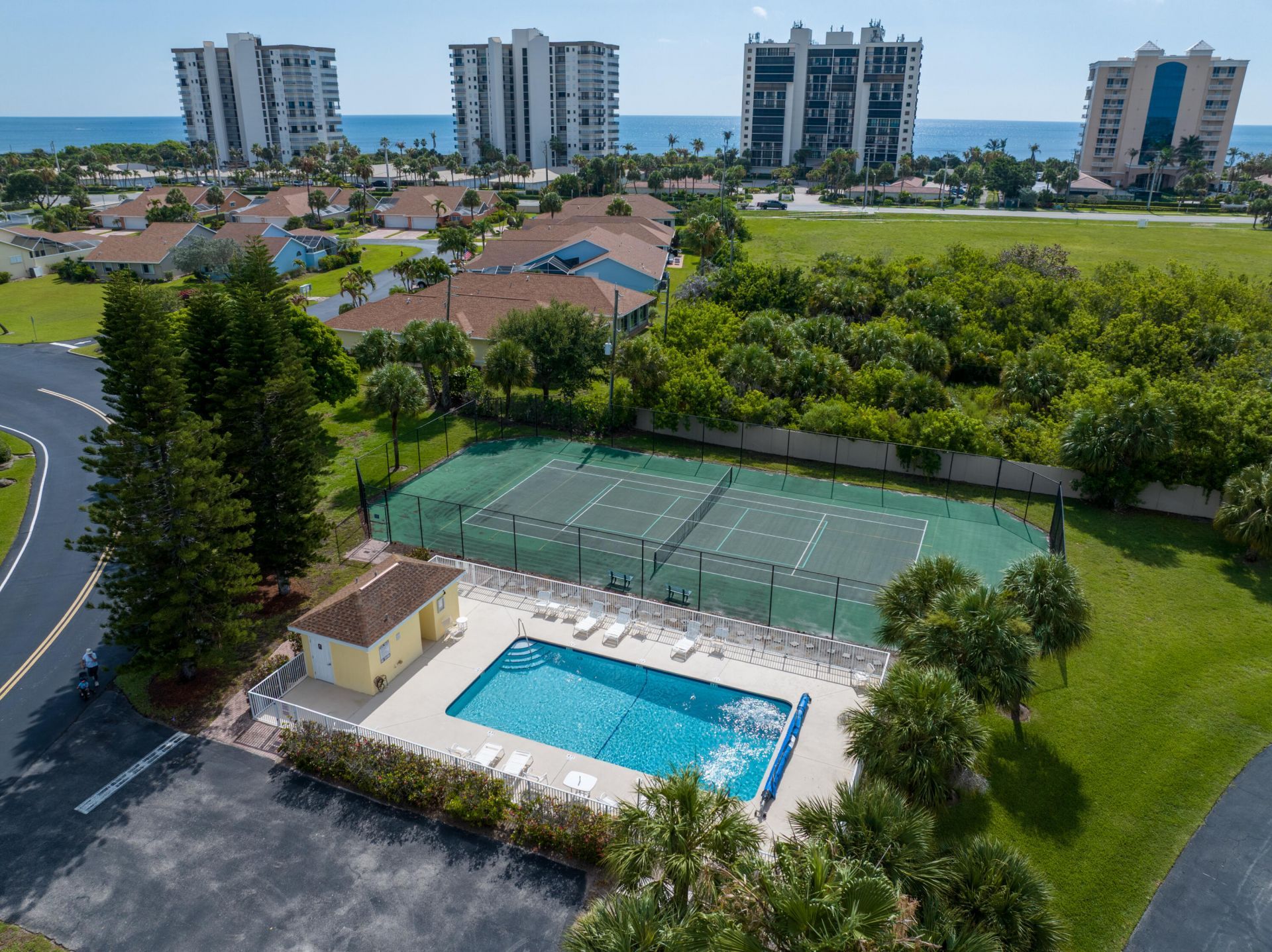 3268 Lakeshore Drive, Hutchinson Island, FL 34949 Photo