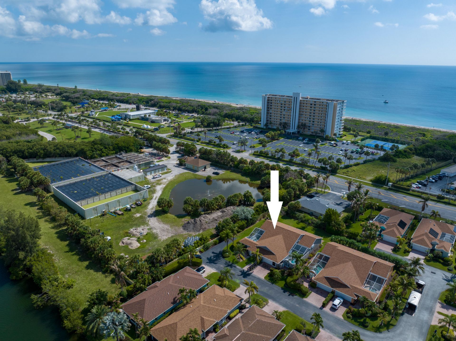 3268 Lakeshore Drive, Hutchinson Island, FL 34949 Photo