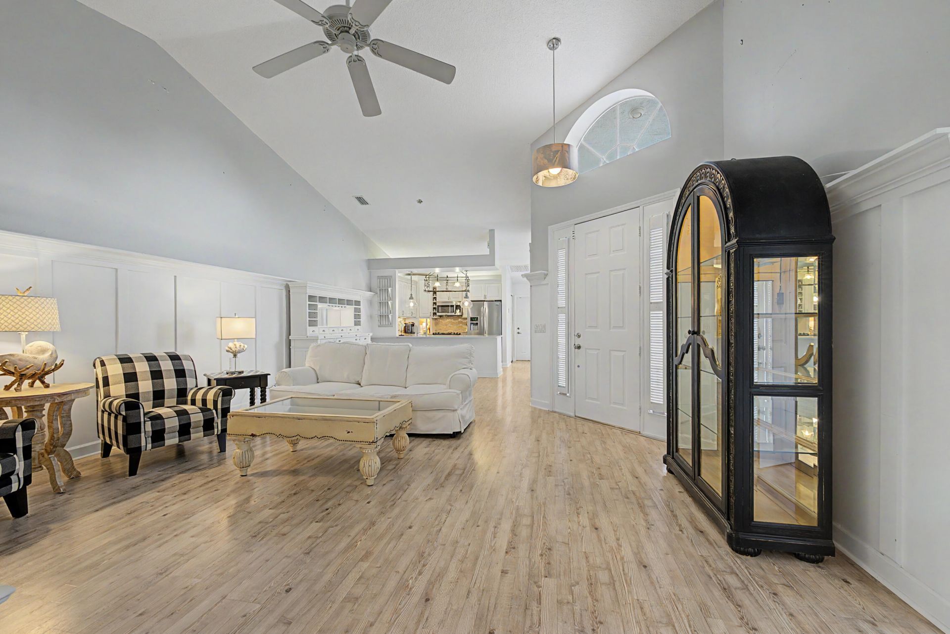 3268 Lakeshore Drive, Hutchinson Island, FL 34949 Photo