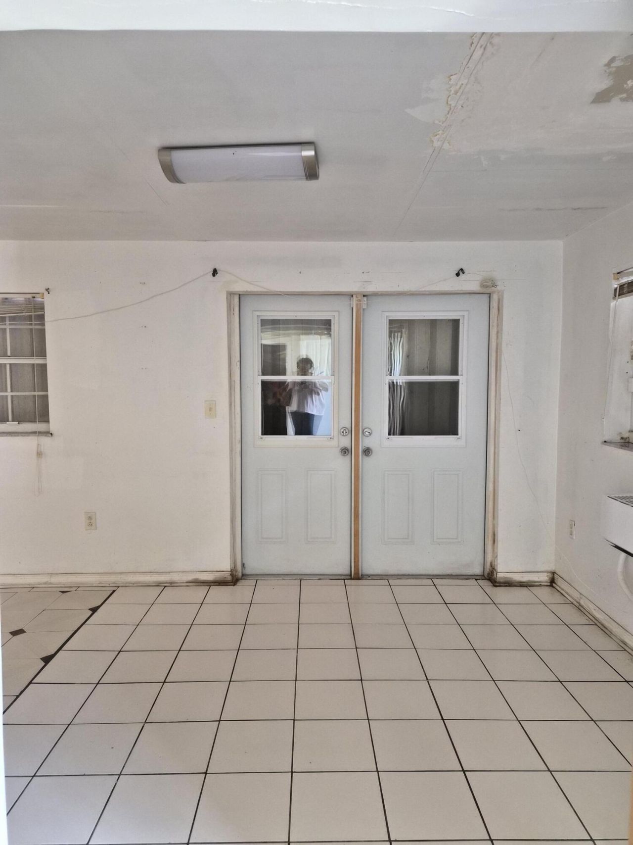 4960 NW 16th Street, Lauderhill, FL 33313 Photo