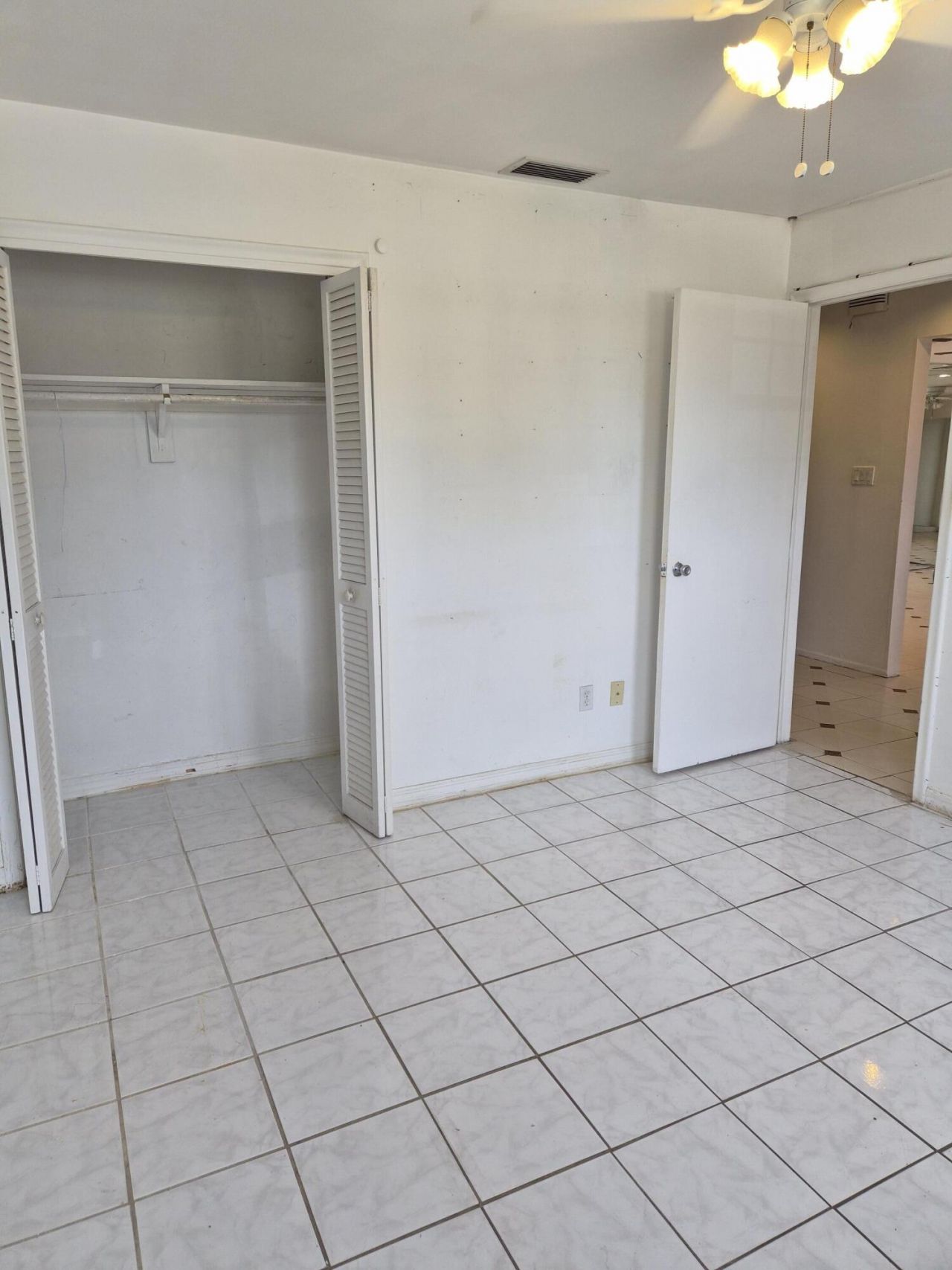 4960 NW 16th Street, Lauderhill, FL 33313 Photo