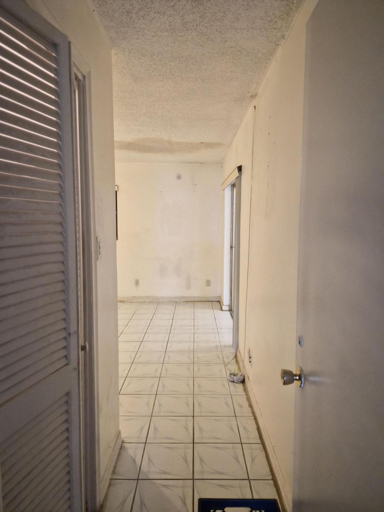 4960 NW 16th Street, Lauderhill, FL 33313 Photo