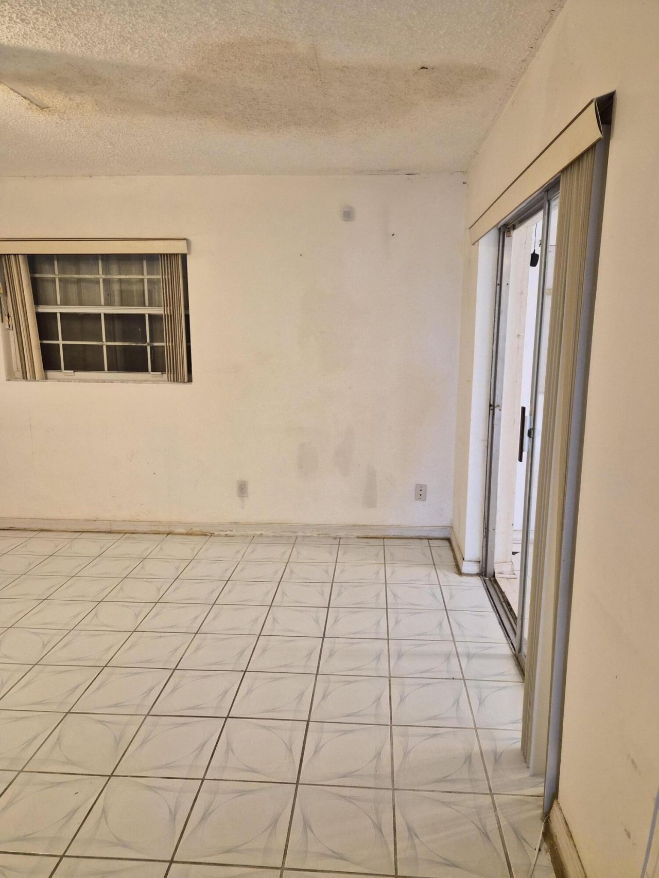 4960 NW 16th Street, Lauderhill, FL 33313 Photo