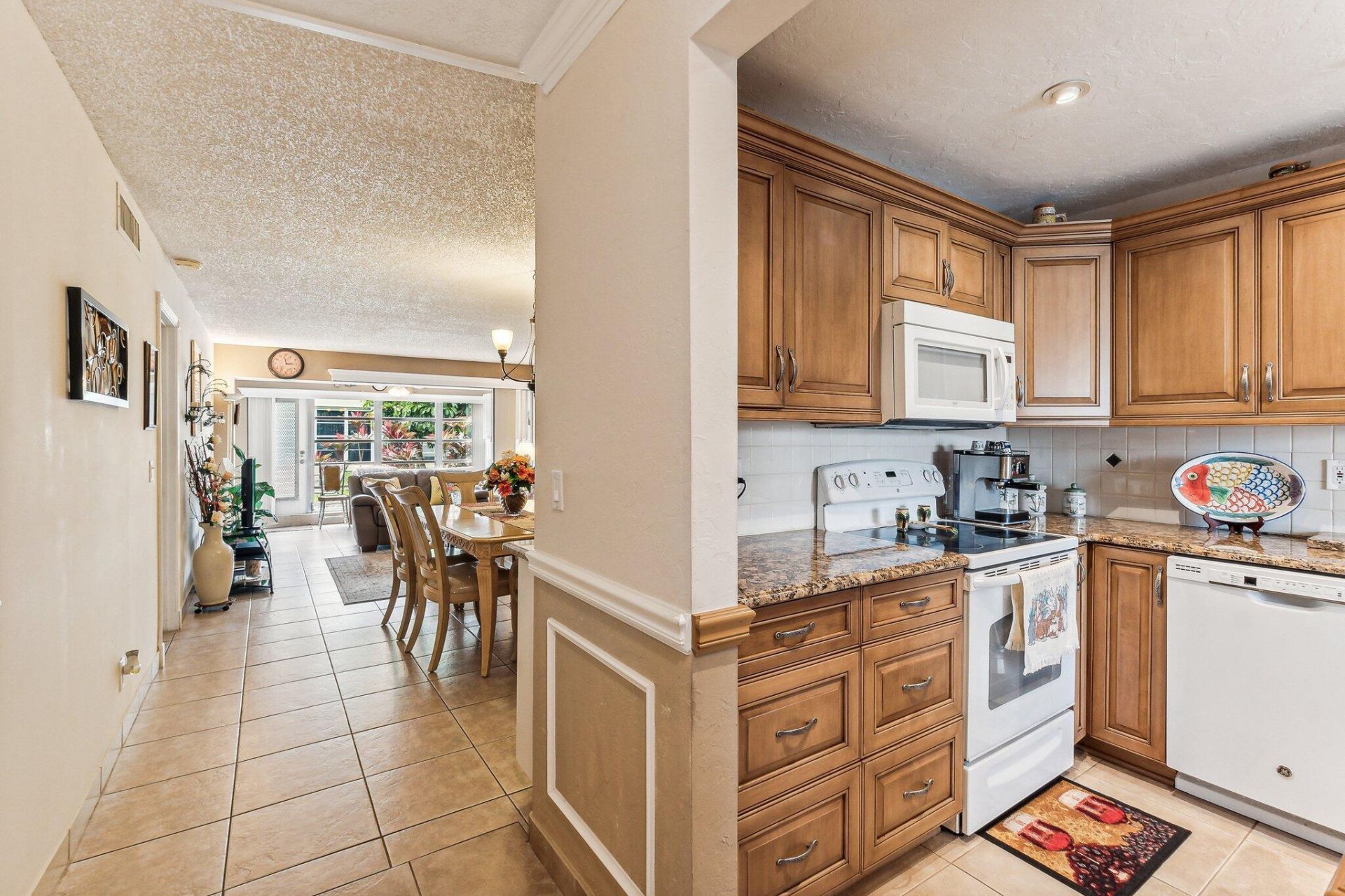 1051 Orange Terrace, Unit 103, Delray Beach, FL 33445 Photo