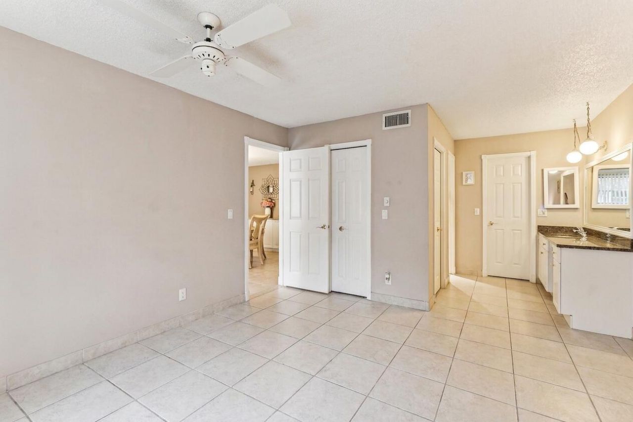 1051 Orange Terrace, Unit 103, Delray Beach, FL 33445 Photo