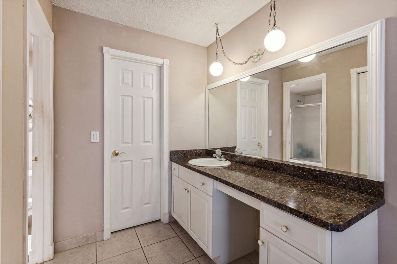 1051 Orange Terrace, Unit 103, Delray Beach, FL 33445 Photo