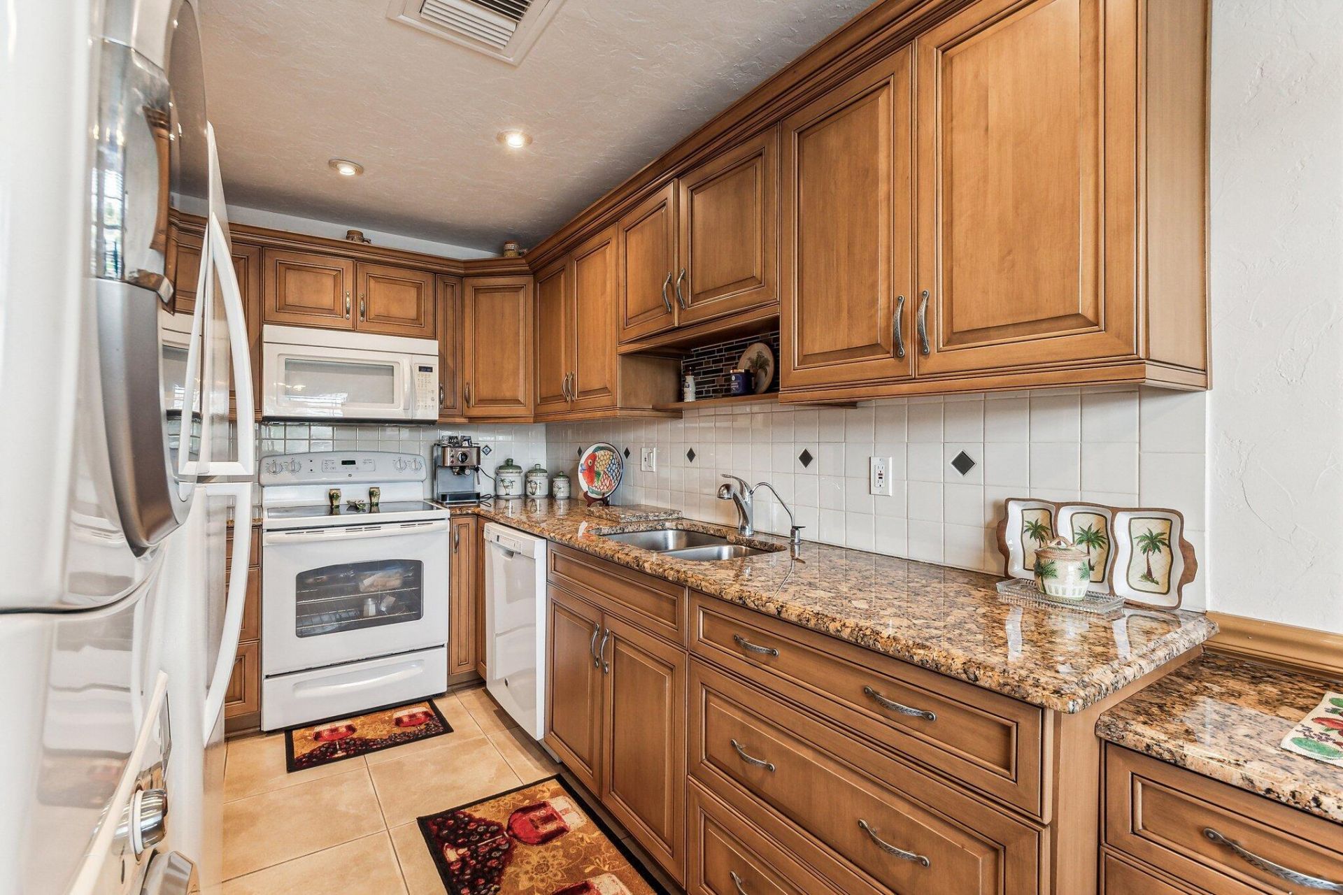 1051 Orange Terrace, Unit 103, Delray Beach, FL 33445 Photo
