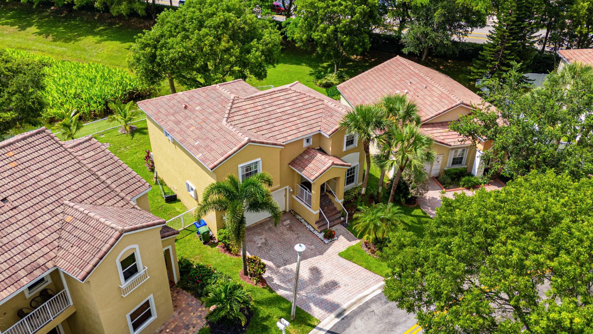 1753 NW 74th Way, Pembroke Pines, FL 33024 Photo