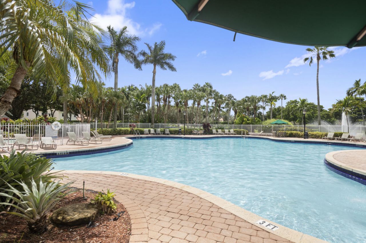 1753 NW 74th Way, Pembroke Pines, FL 33024 Photo