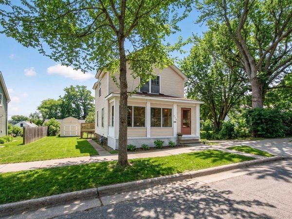 776 Andrew Street , Saint Paul, MN 55107