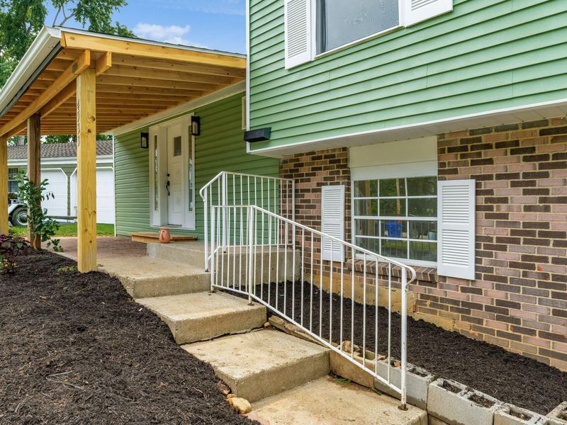4533 Beachworth Court, Columbus, OH 43232 Photo 4