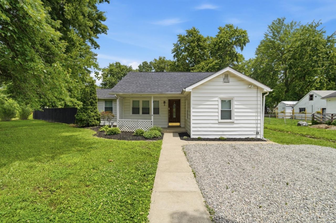 7158 Cozaddale Road, Goshen Twp, OH 45122 Main Photo