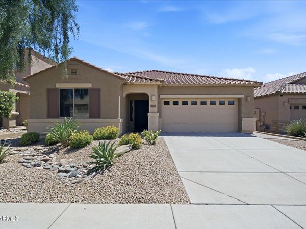 4247 E VISTA BONITA Drive, Phoenix, AZ 85050