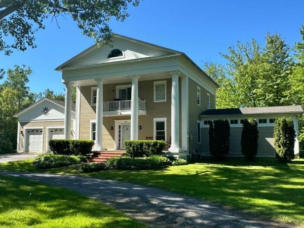 60 Lyman Drive, Williston, VT 05495
