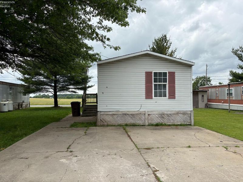 1121 Clayberg Road, Unit 76, Greenwich, OH 44837 Photo 2