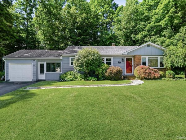 15 Peters Road , Hopewell Junction, NY 12533