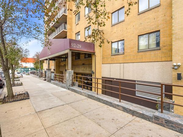 92-29 Queens Boulevard , Unit 9D, Rego Park, NY 11374