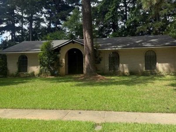 8886 Bayonne Drive, Shreveport, LA 71118