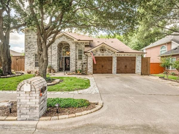 725 Crested Butte Trail, Flower Mound, TX 75028