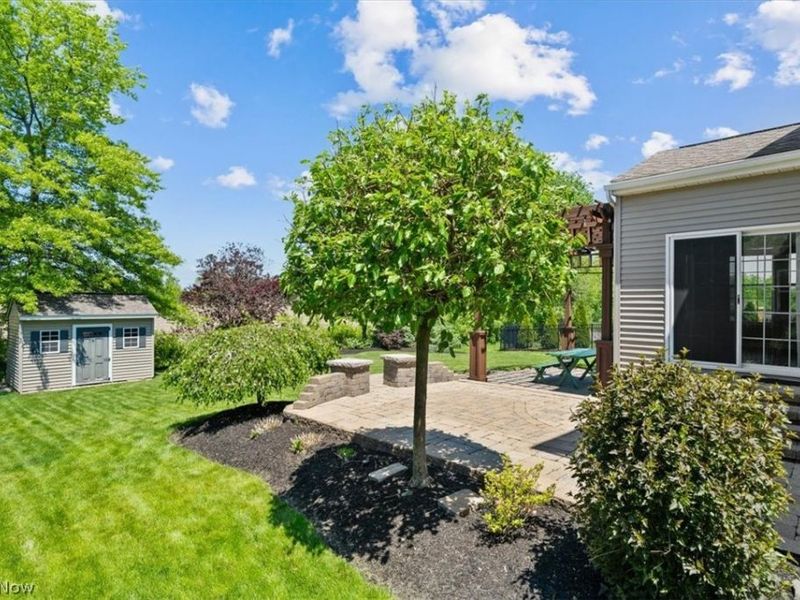 34592 Braemore Drive, North Ridgeville, OH 44039 Photo 42