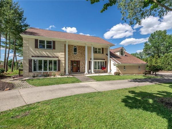 9800 Boston Road , North Royalton, OH 44133