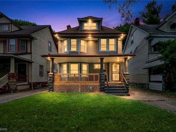 9013 Kempton Avenue , Cleveland, OH 44108