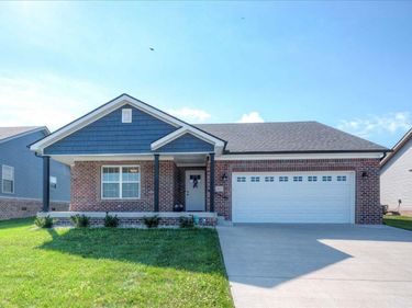 452 Middle Creek Way, Berea, KY 40403